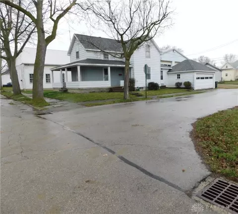 103 W Oak St, Versailles, OH 45380