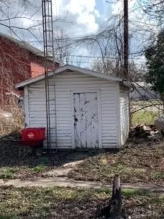 9 N East St, Gratis, OH 45330 photo 5