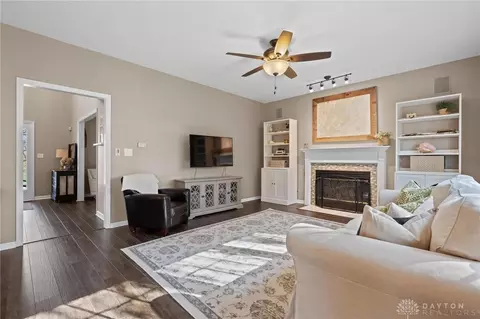 520 Brookside Dr, Springboro, OH 45066 photo 9