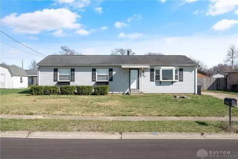 902 Pierson Rd, Trenton, OH 45067