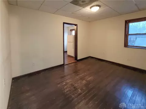1105 W High St, Springfield, OH 45506 photo 6