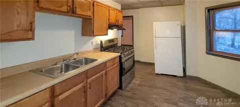 1105 W High St, Springfield, OH 45506 photo 13