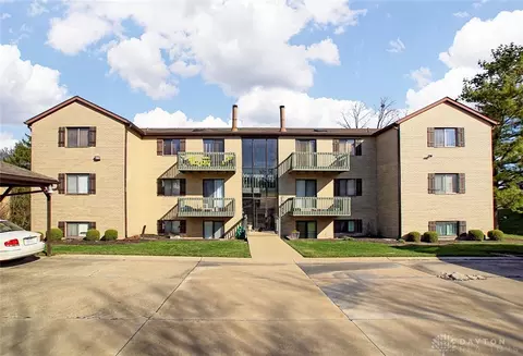 2070 Woodtrail Dr #82, Fairfield, OH 45014