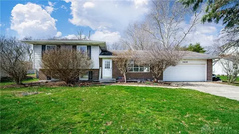3437 Brian Dr, Trenton, OH 45067