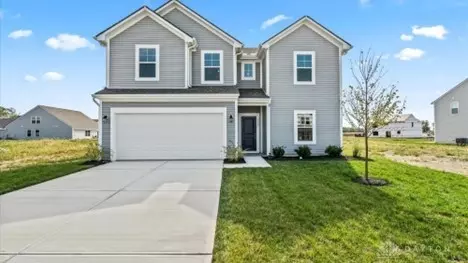 1505 Arrowhead Dr, Piqua, OH 45356