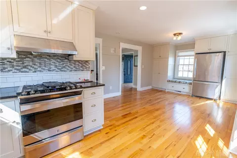 615 N Tanglewood Dr, Springfield, OH 45504 photo 6