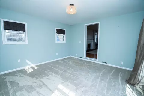 615 N Tanglewood Dr, Springfield, OH 45504 photo 17