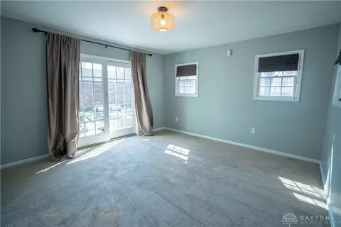 615 N Tanglewood Dr, Springfield, OH 45504 photo 16