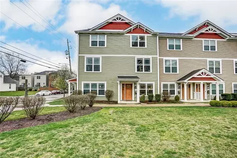 67 Grady Ct, Dayton, OH 45409