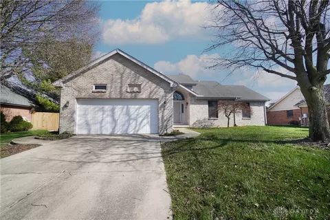 1074 Crede Way, Waynesville, OH 45068