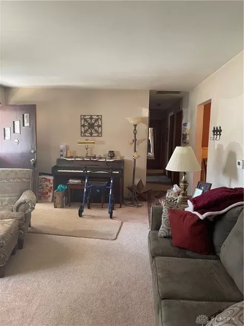 5838 E Decker Rd, Franklin, OH 45005 photo 4