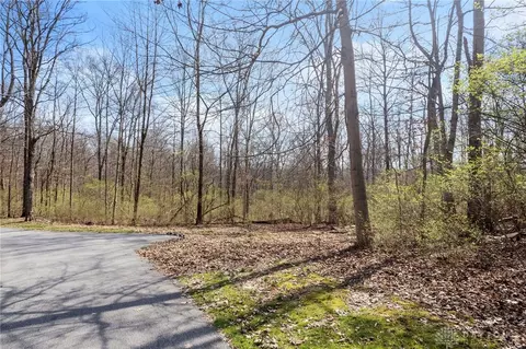 566-568 Locust Run Rd, New Richmond, OH 45245