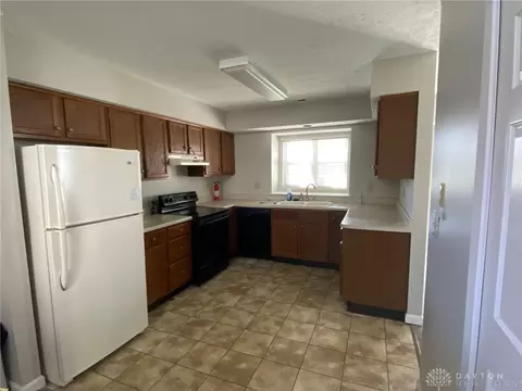 140 Queens Xing, Centerville, OH 45458 photo 13