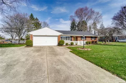 929 E David Rd, Dayton, OH 45429 photo 3