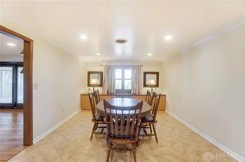 929 E David Rd, Dayton, OH 45429 photo 19