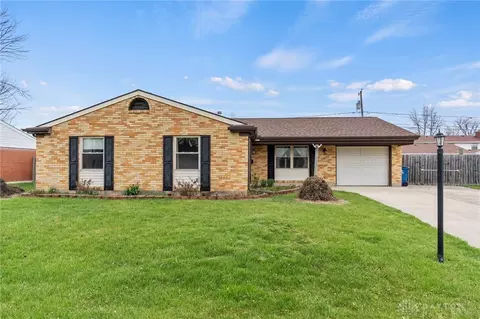 6839 Alter Rd, Dayton, OH 45424