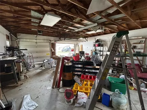 1131 Beacon St, Springfield, OH 45505 photo 3