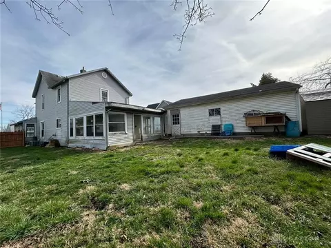 1131 Beacon St, Springfield, OH 45505 photo 6