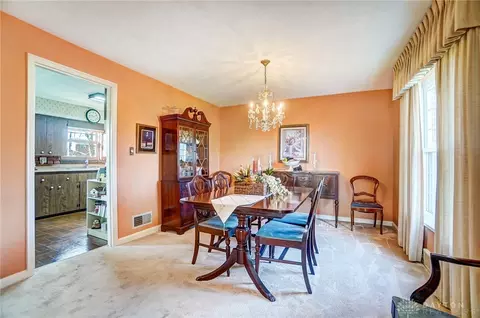 100 Winding Way, Kettering, OH 45429 photo 13