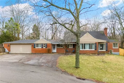 1656 Beaverbrook Dr, Dayton, OH 45432