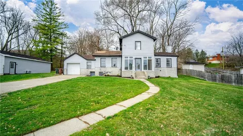 449 N Main St, Germantown, OH 45327