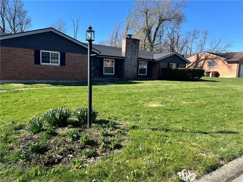 120 Greenhill Rd, Dayton, OH 45405