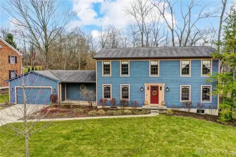 4498 Burnham Woods Dr, Franklin, OH 45005