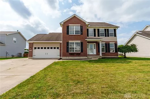 114 Cabernet Dr, Englewood, OH 45322