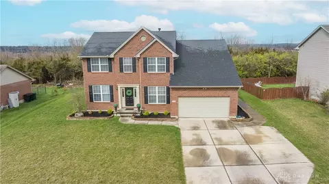 1463 Eagle Mountain Dr, Miamisburg, OH 45342