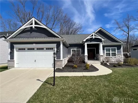 9953 Rothschild Ct, Dayton, OH 45458
