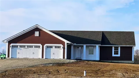 1564 Stingley Rd, Wilmington, OH 45177
