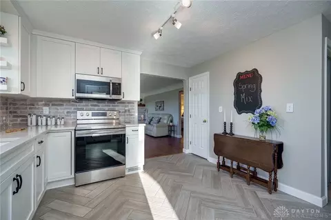 6740 Irwin Simpson Rd, Mason, OH 45040 photo 13