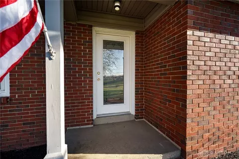 6740 Irwin Simpson Rd, Mason, OH 45040 photo 5