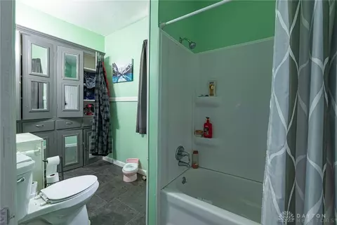 Bath - 2916 E 2nd St, Dayton, OH 45403 photo 1 of 1
