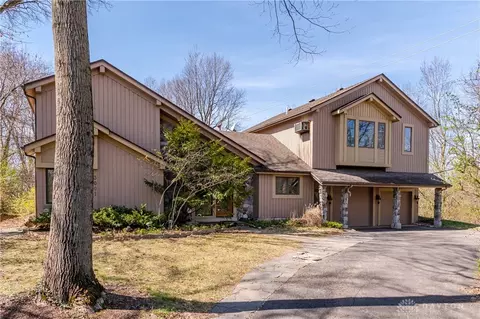 3001 Ridgeway Rd, Kettering, OH 45419