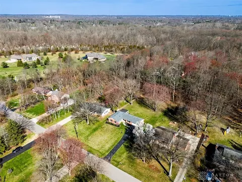 9016 Foxhunter Ln, Cincinnati, OH 45242 photo 11