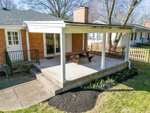9016 Foxhunter Ln, Cincinnati, OH 45242 photo 6