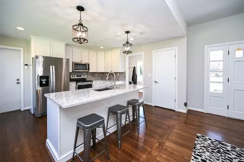 9016 Foxhunter Ln, Cincinnati, OH 45242 photo 19