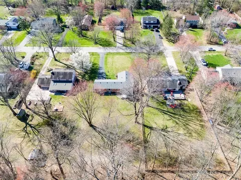 9016 Foxhunter Ln, Cincinnati, OH 45242 photo 9