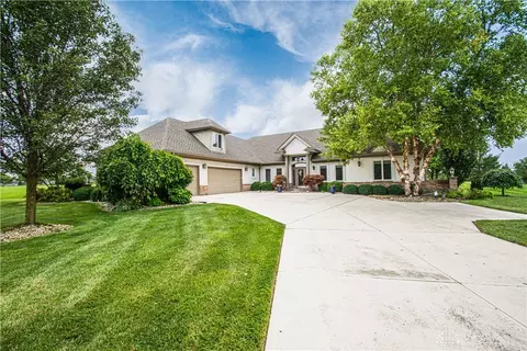 265 Shepherd Rd, Xenia, OH 45385