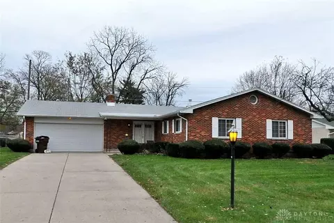 4618 Kentfield Dr, Dayton, OH 45426