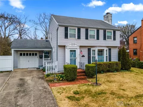 3207 Hampton Pl, Middletown, OH 45042