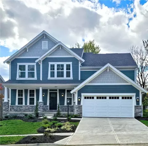 2639 Golden Leaf Dr, Beavercreek, OH 45431