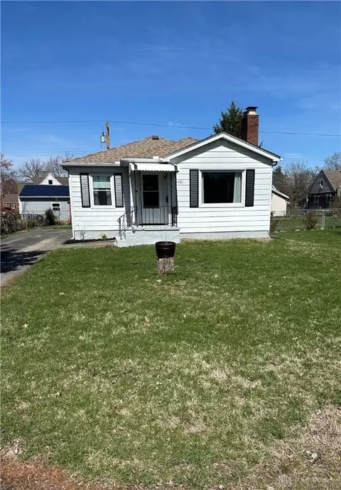5021 Dinsmore Rd, Dayton, OH 45449