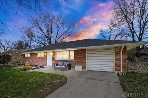 3814 Hertland Dr, Dayton, OH 45439