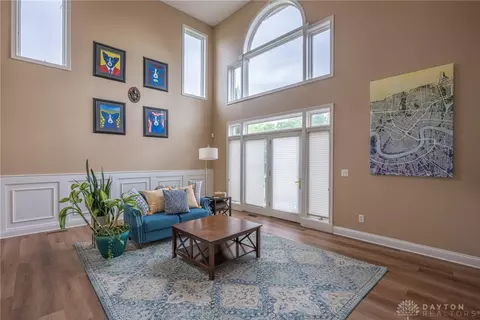 Living - 50 Devon Ct, Springboro, OH 45066 photo 1 of 4