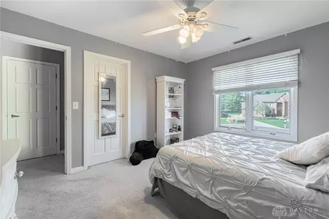 Bedroom - 50 Devon Ct, Springboro, OH 45066 photo 6 of 10