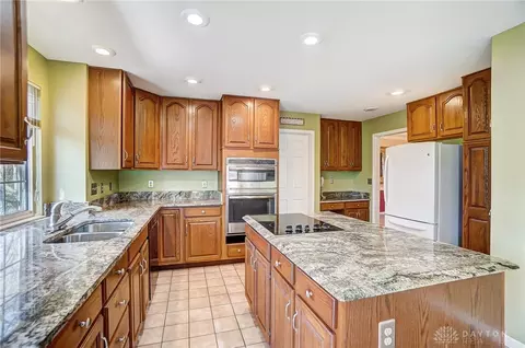 1335 Avalon Dr, Maineville, OH 45039 photo 16