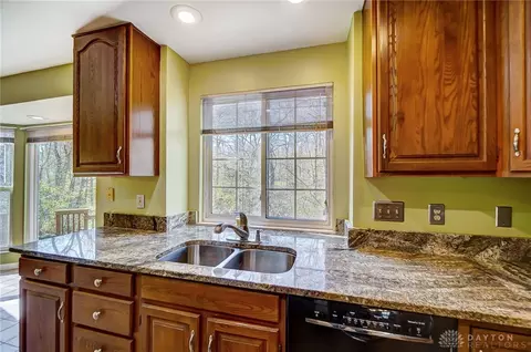 1335 Avalon Dr, Maineville, OH 45039 photo 17