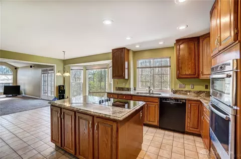 1335 Avalon Dr, Maineville, OH 45039 photo 14